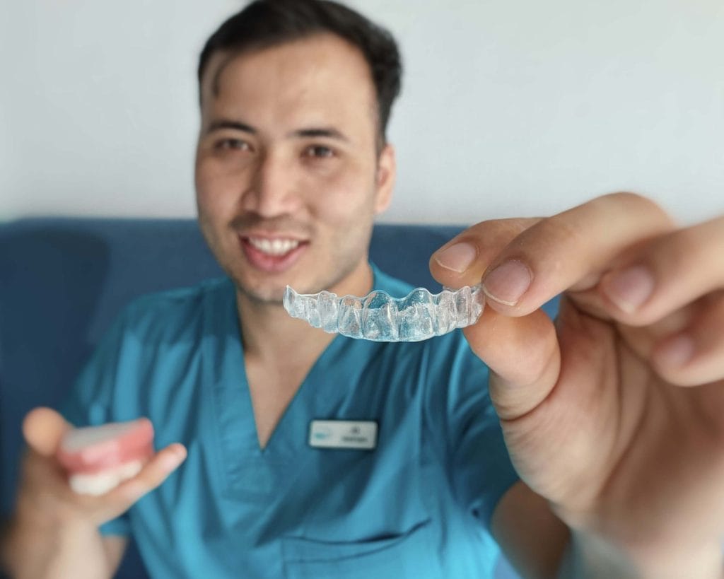 How to Clean Retainers